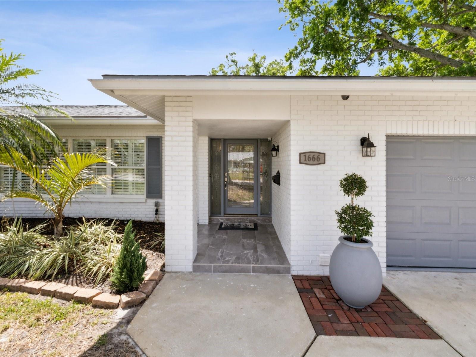 1666 N DAKOTA AVE NE, ST PETERSBURG, FL, 33703