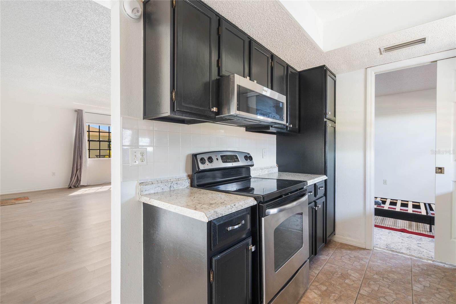 500 NEWELL HILL RD #111D, LEESBURG, FL, 34748