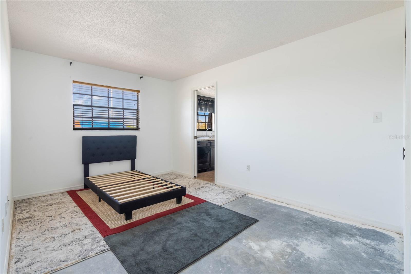 500 NEWELL HILL RD #111D, LEESBURG, FL, 34748