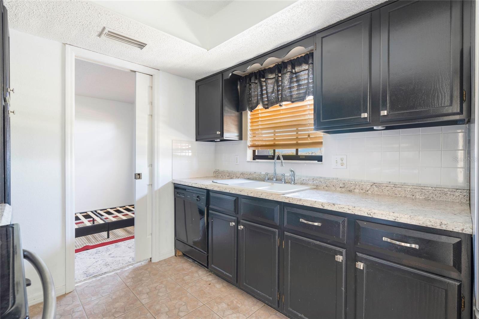 500 NEWELL HILL RD #111D, LEESBURG, FL, 34748