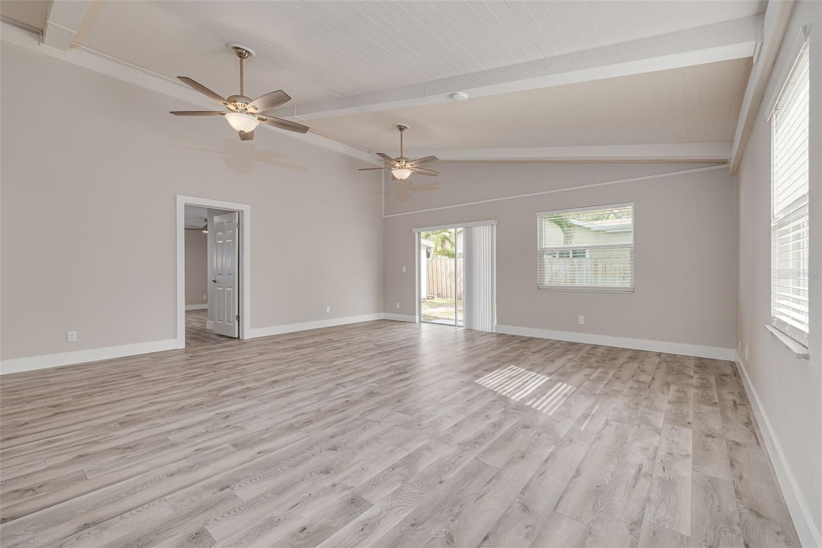 1254 8TH AVE NE, LARGO, FL, 33770