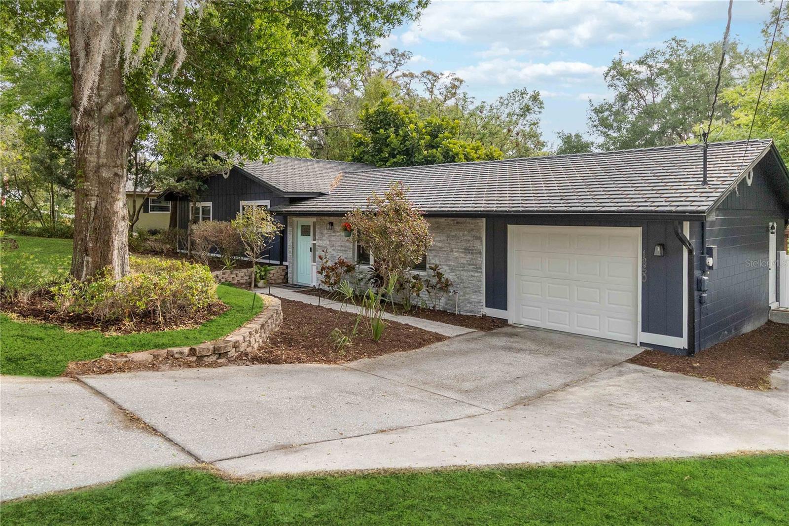 1850 HILLTOP DR, MOUNT DORA, FL, 32757