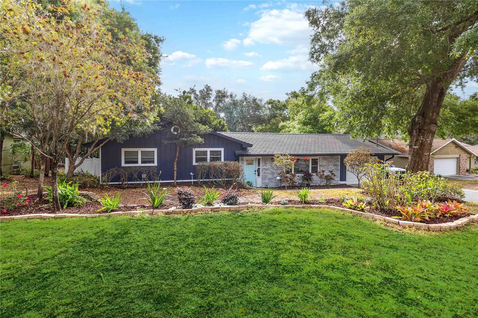 1850 HILLTOP DR, MOUNT DORA, FL, 32757