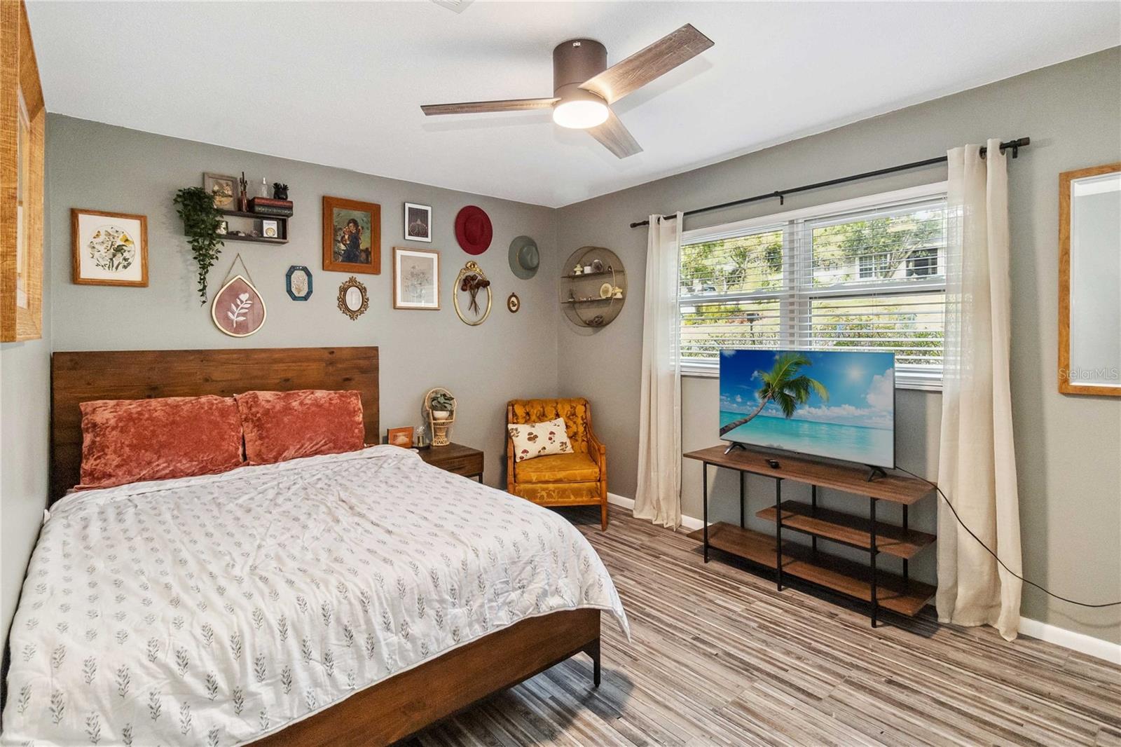1850 HILLTOP DR, MOUNT DORA, FL, 32757
