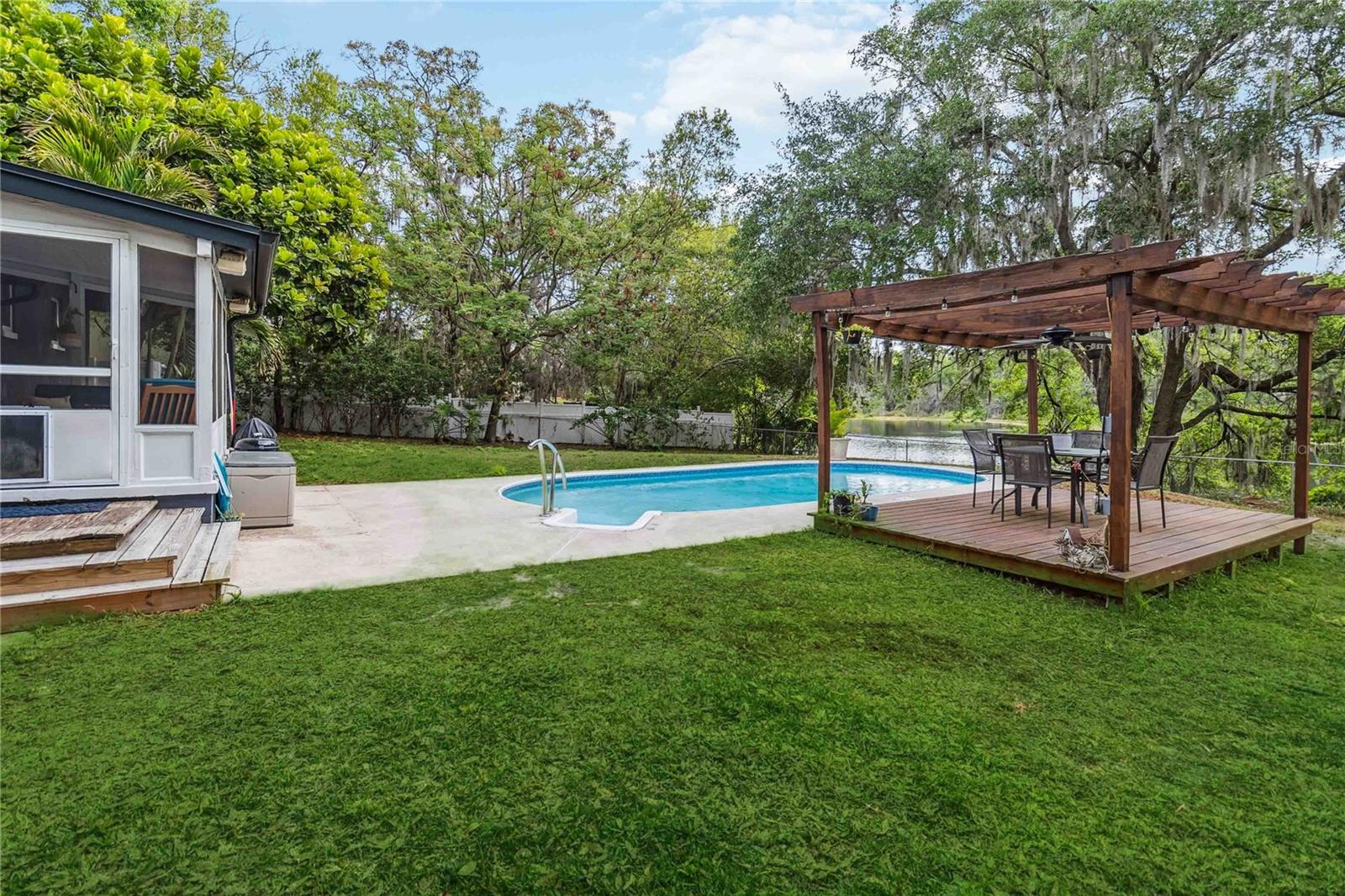 1850 HILLTOP DR, MOUNT DORA, FL, 32757