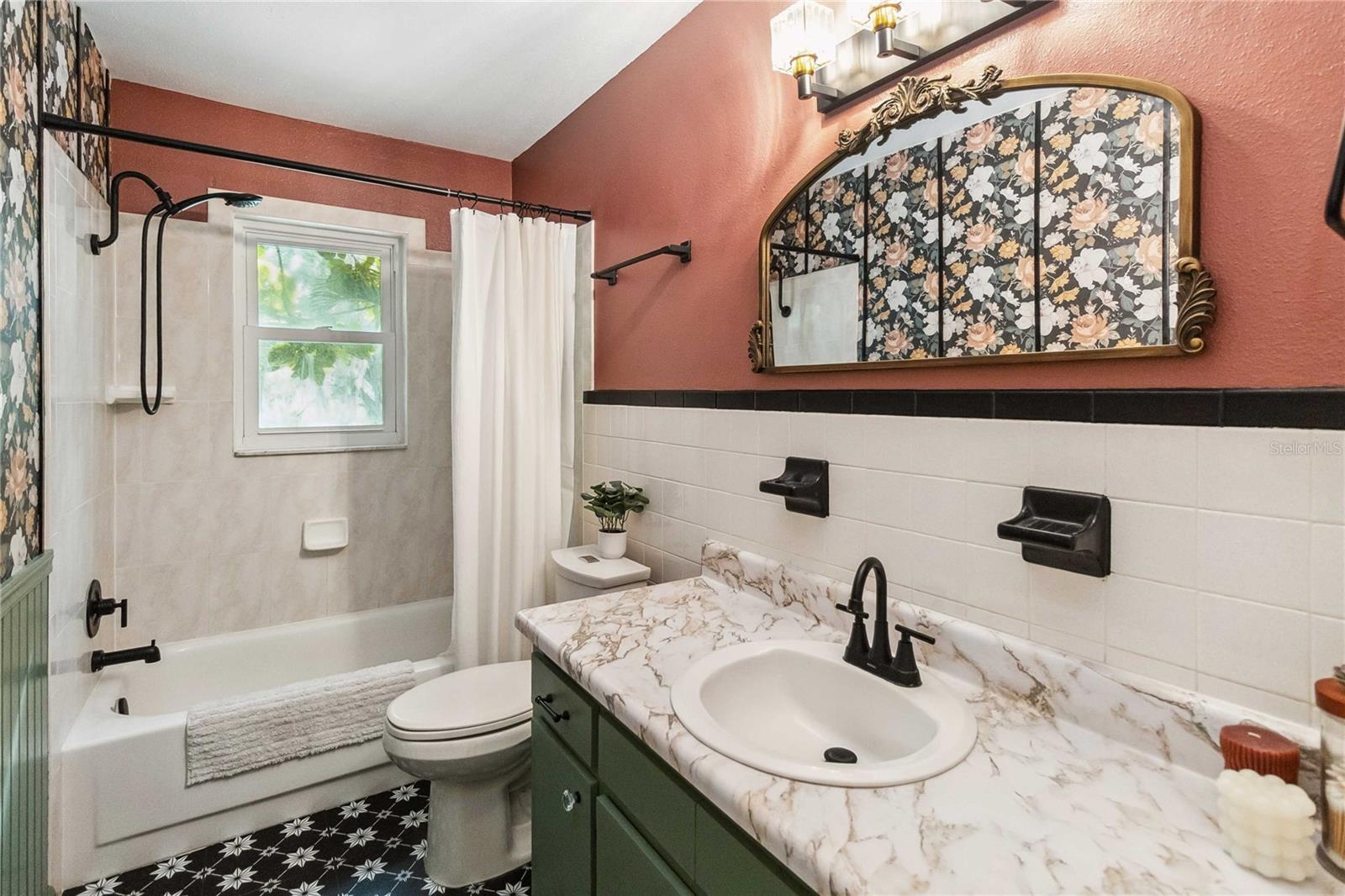 1850 HILLTOP DR, MOUNT DORA, FL, 32757