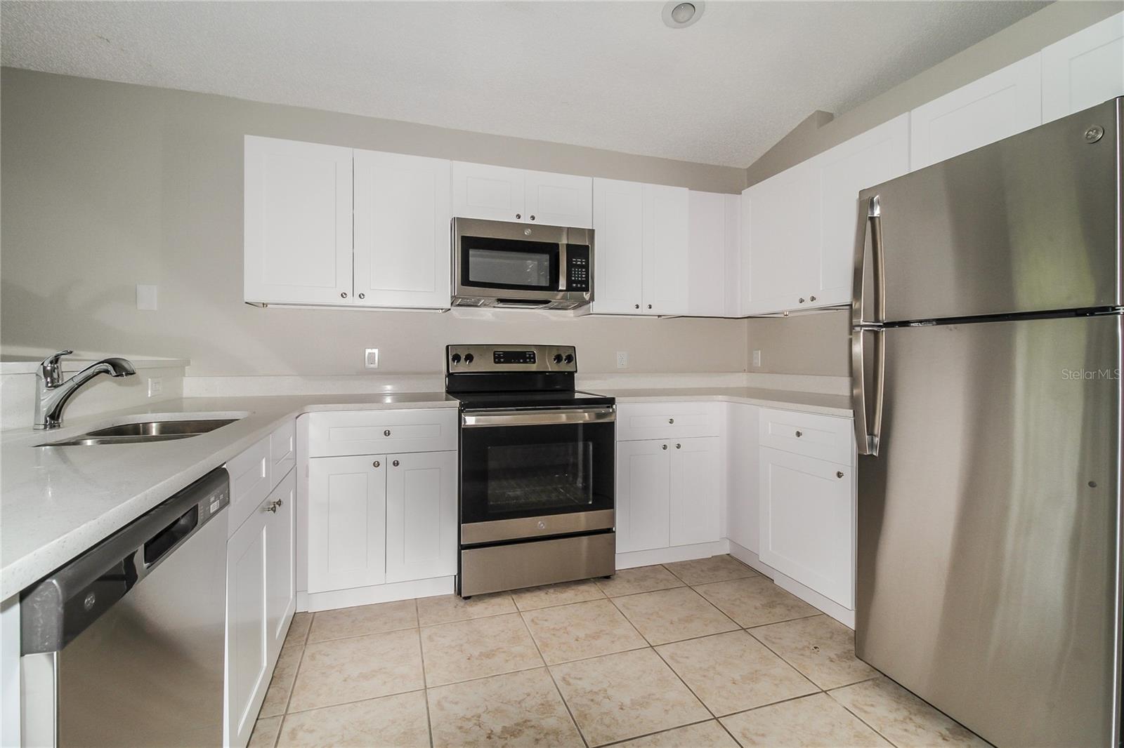 1820 OLIVIA CIR, APOPKA, FL, 32703
