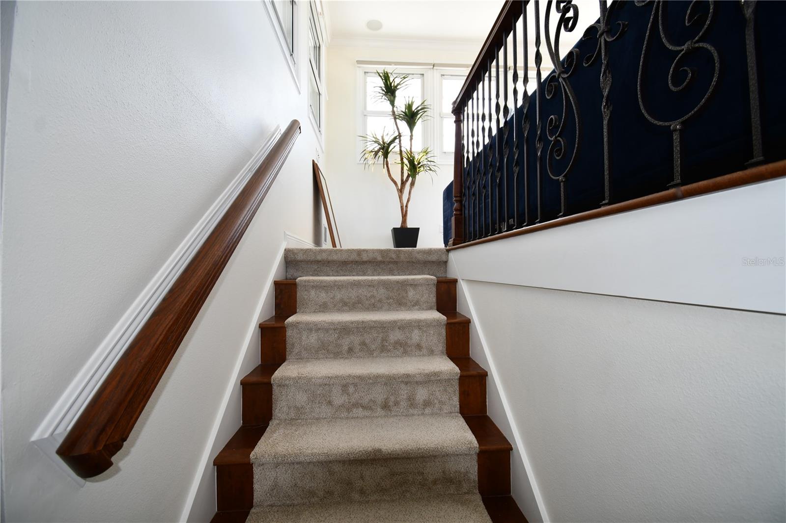 7676 WESTMORELAND DR, SARASOTA, FL, 34243