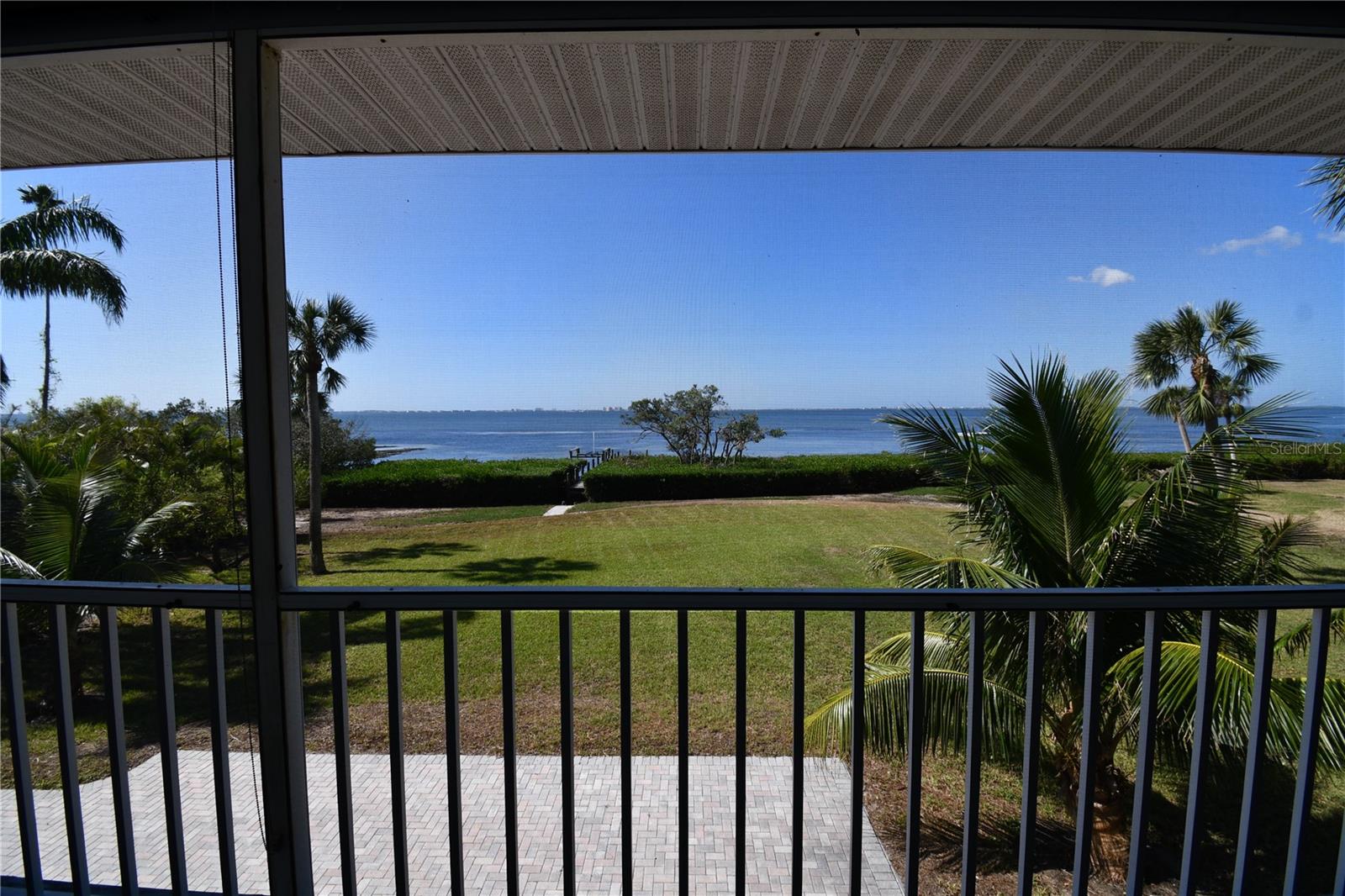7676 WESTMORELAND DR, SARASOTA, FL, 34243