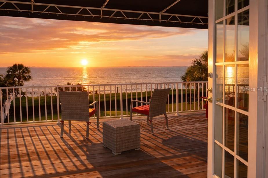 7676 WESTMORELAND DR, SARASOTA, FL, 34243