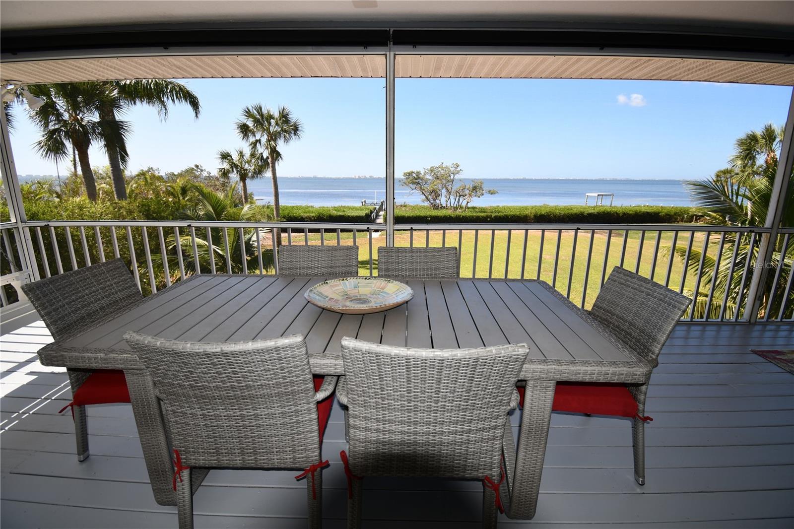 7676 WESTMORELAND DR, SARASOTA, FL, 34243