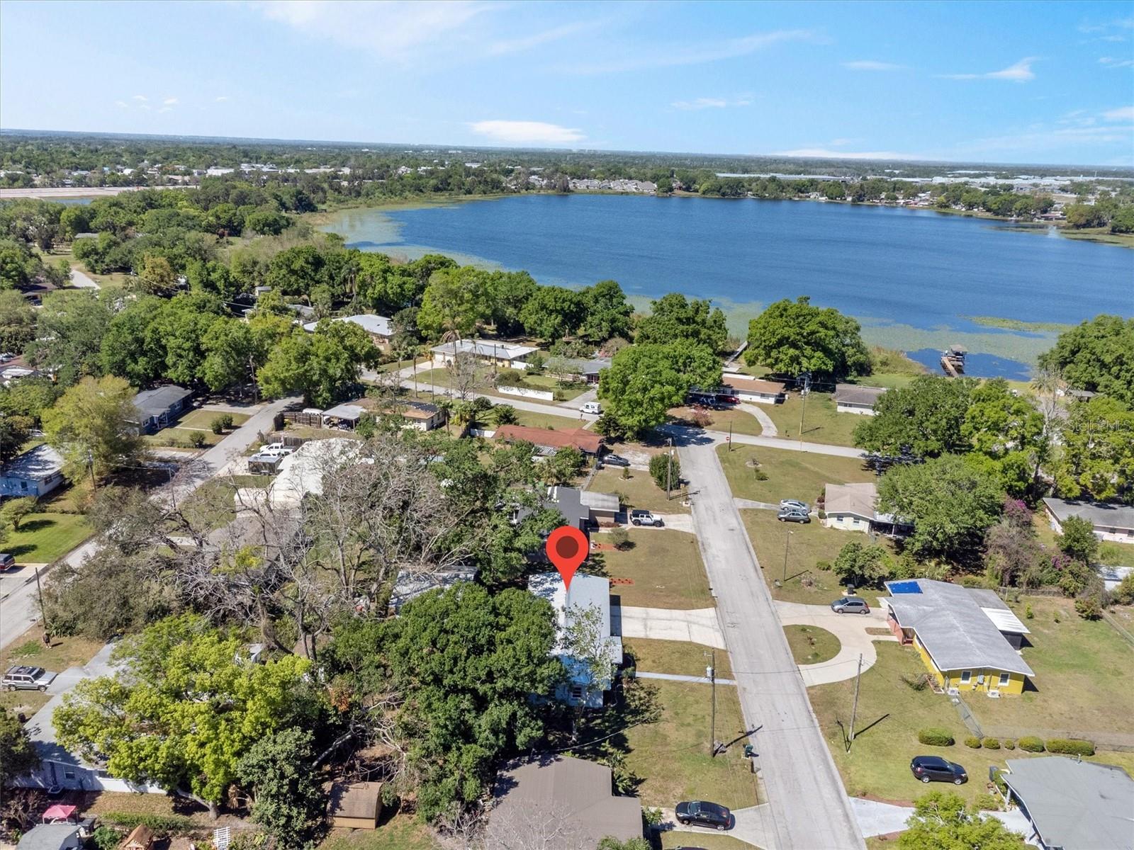2410 NW AVENUE B, WINTER HAVEN, FL, 33880