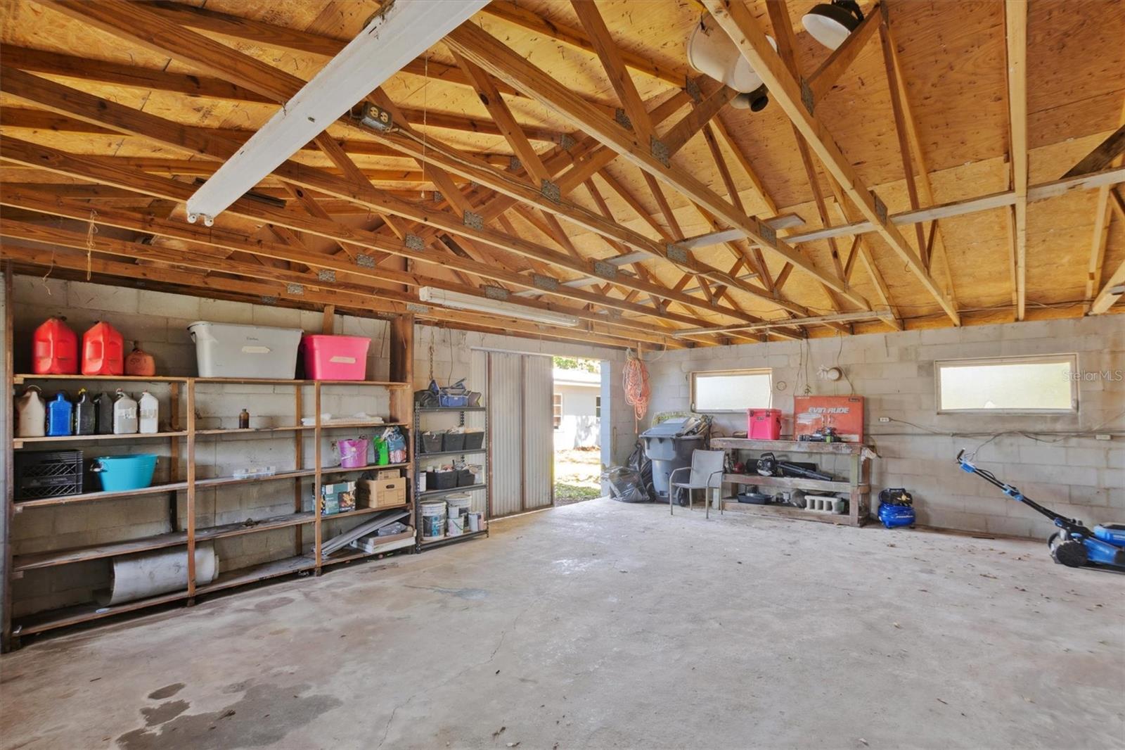 2410 NW AVENUE B, WINTER HAVEN, FL, 33880