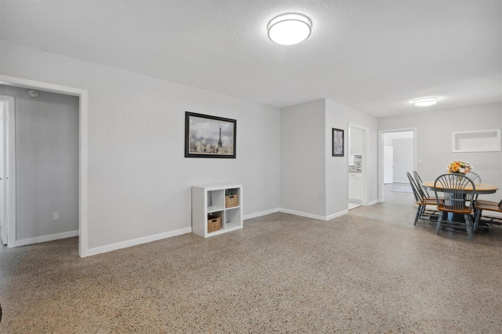2410 NW AVENUE B, WINTER HAVEN, FL, 33880
