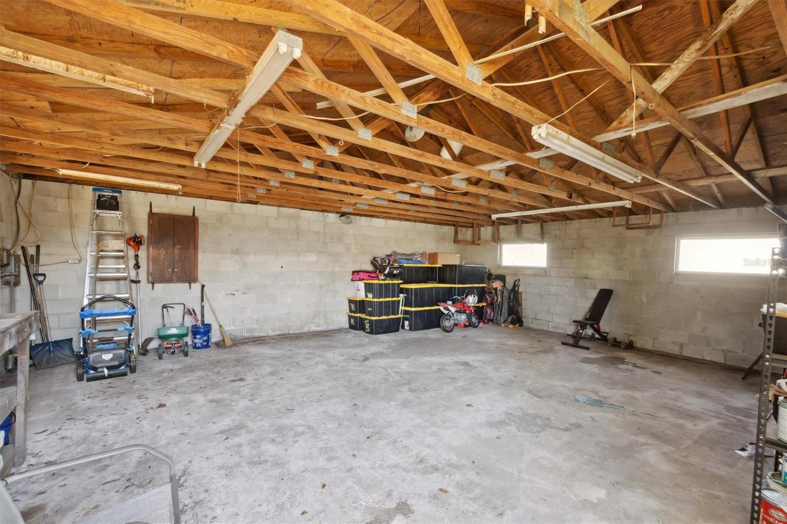 2410 NW AVENUE B, WINTER HAVEN, FL, 33880