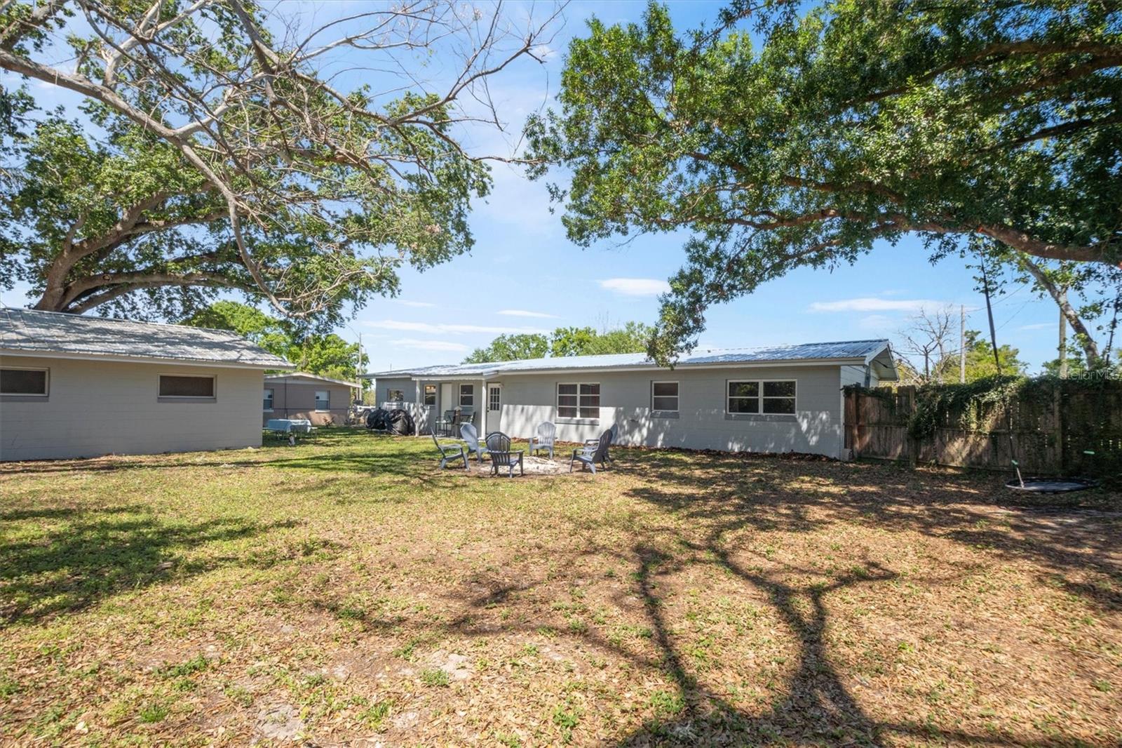 2410 NW AVENUE B, WINTER HAVEN, FL, 33880