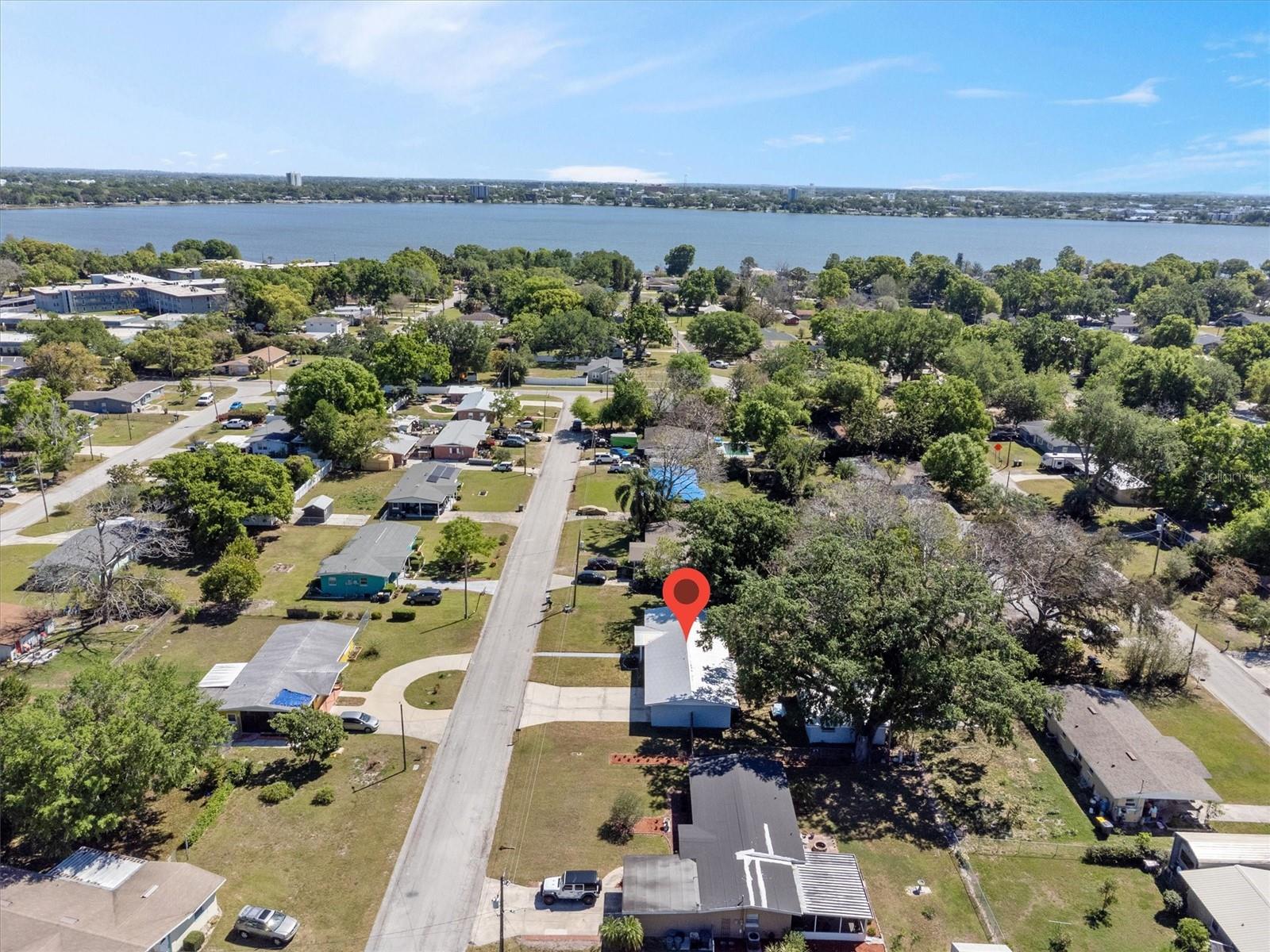 2410 NW AVENUE B, WINTER HAVEN, FL, 33880