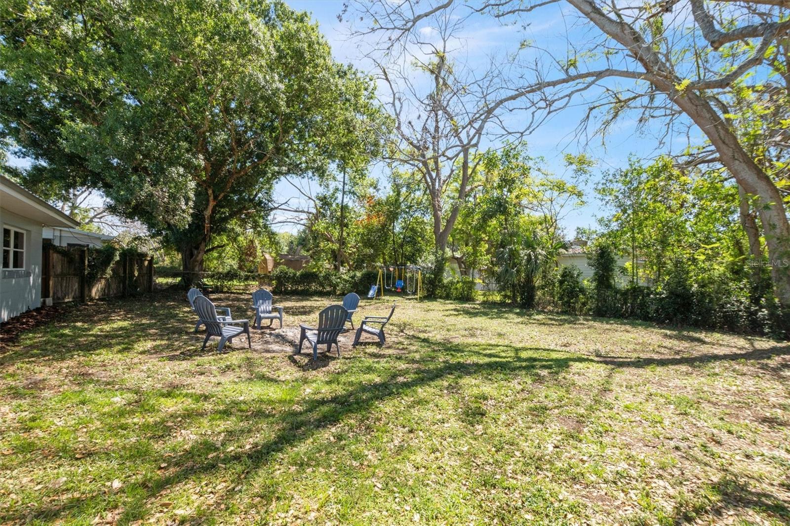 2410 NW AVENUE B, WINTER HAVEN, FL, 33880