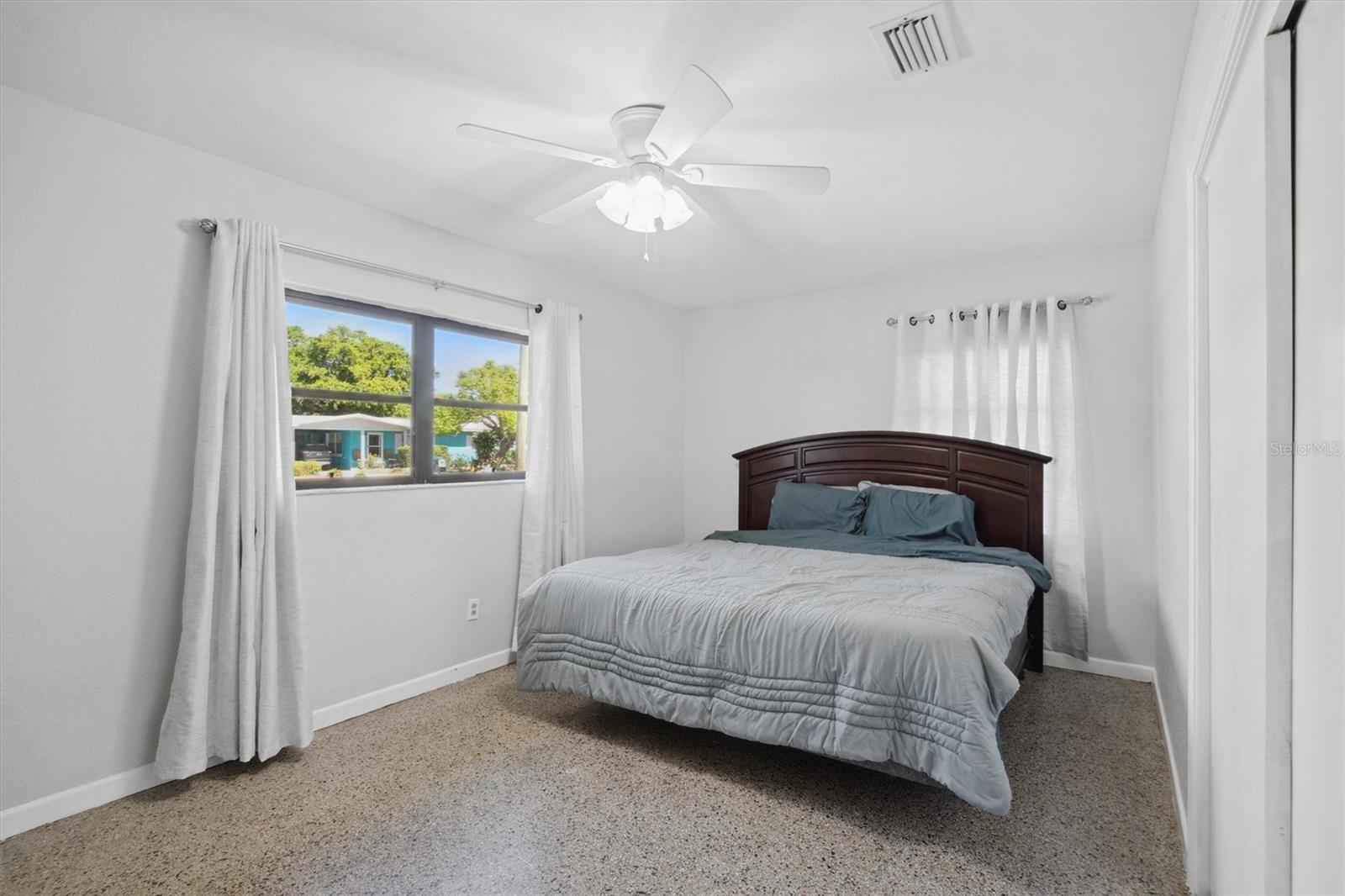 2410 NW AVENUE B, WINTER HAVEN, FL, 33880