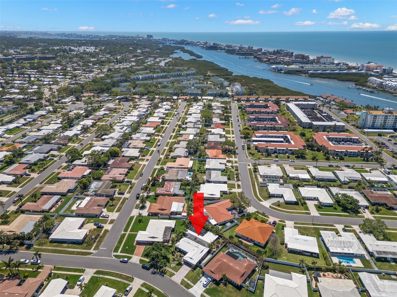 14806 CROWN DR, LARGO, FL, 33774