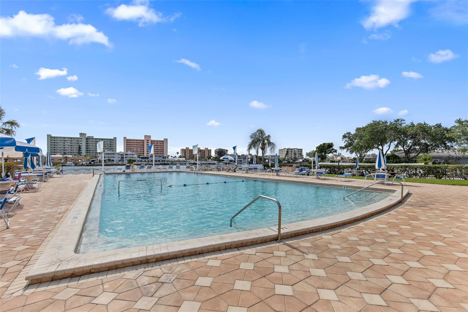 14806 CROWN DR, LARGO, FL, 33774