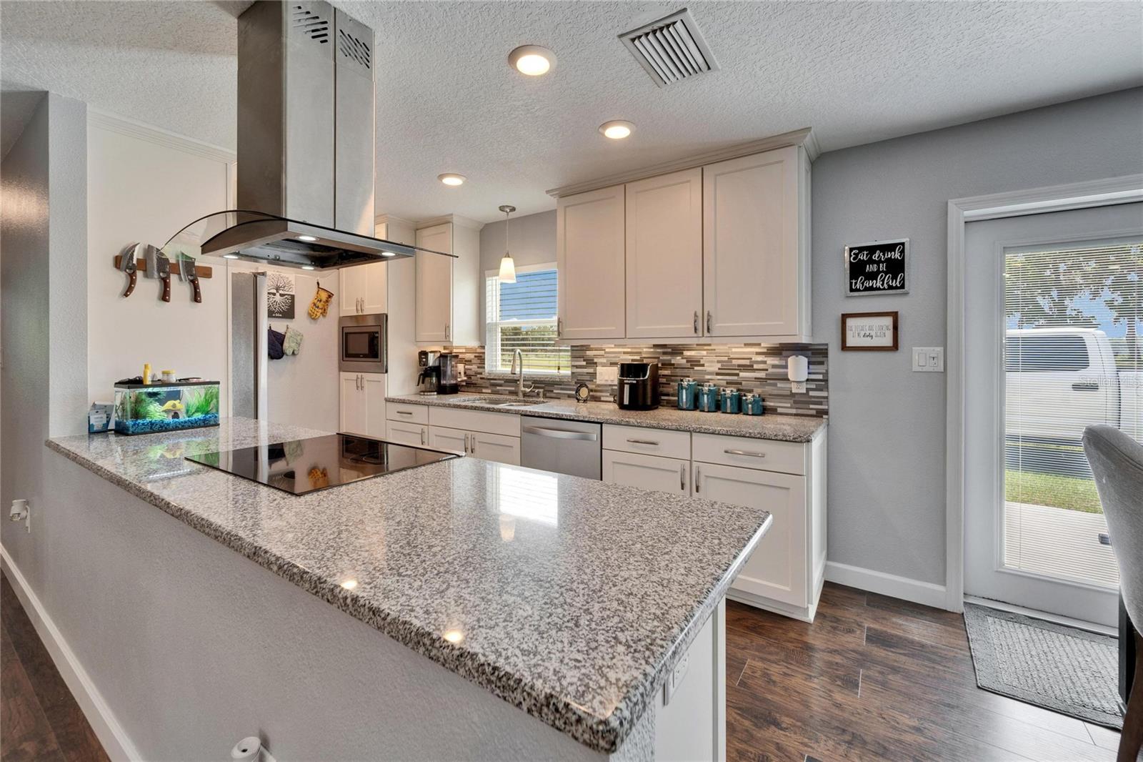 7055 DURANT RD, PLANT CITY, FL, 33567