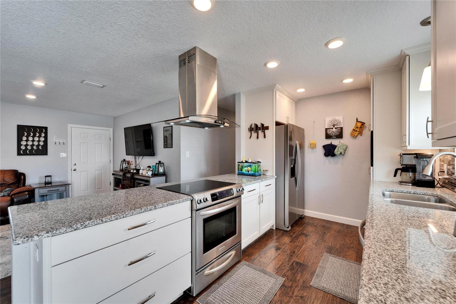 7055 DURANT RD, PLANT CITY, FL, 33567