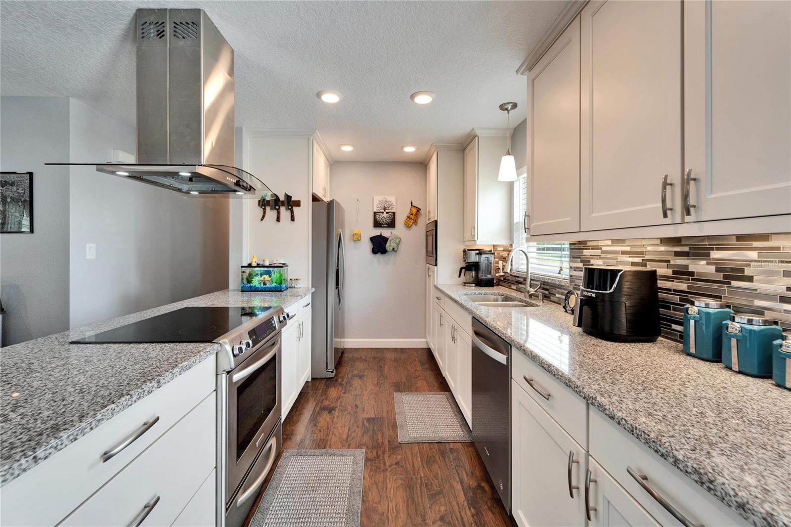 7055 DURANT RD, PLANT CITY, FL, 33567