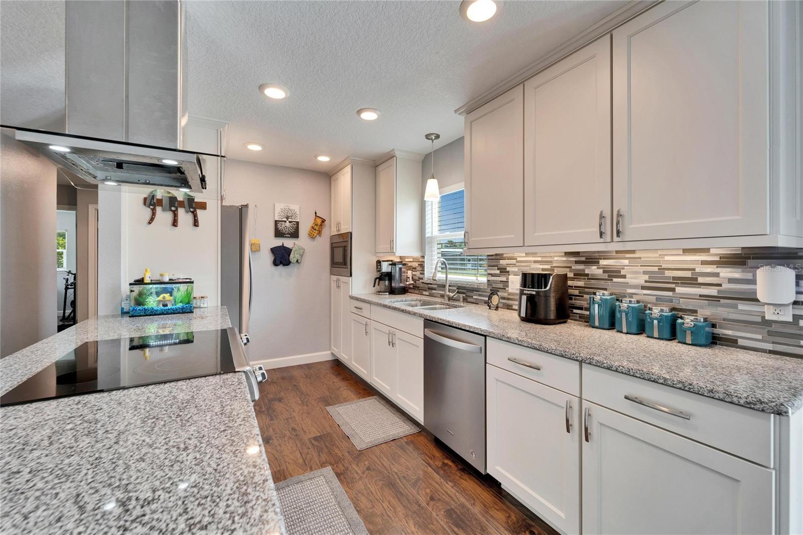 7055 DURANT RD, PLANT CITY, FL, 33567