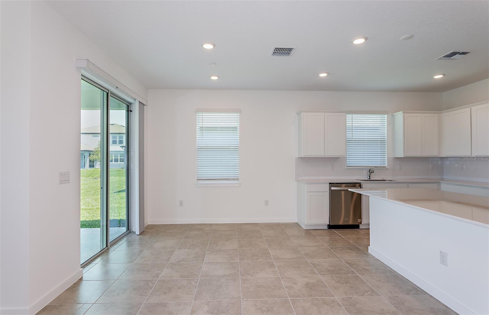 8953 WILDLIGHT TRL, WILDWOOD, FL, 34785