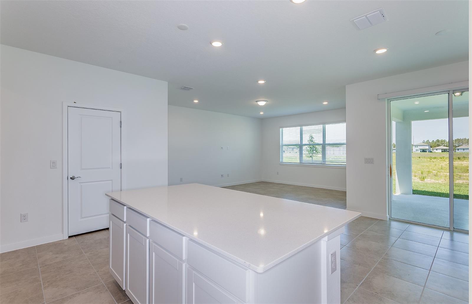 8953 WILDLIGHT TRL, WILDWOOD, FL, 34785