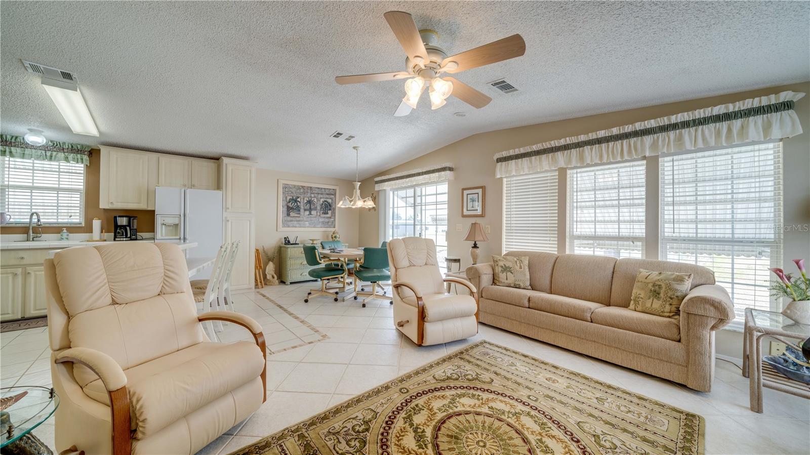 137 AMBLE DR, NORTH FORT MYERS, FL, 33903