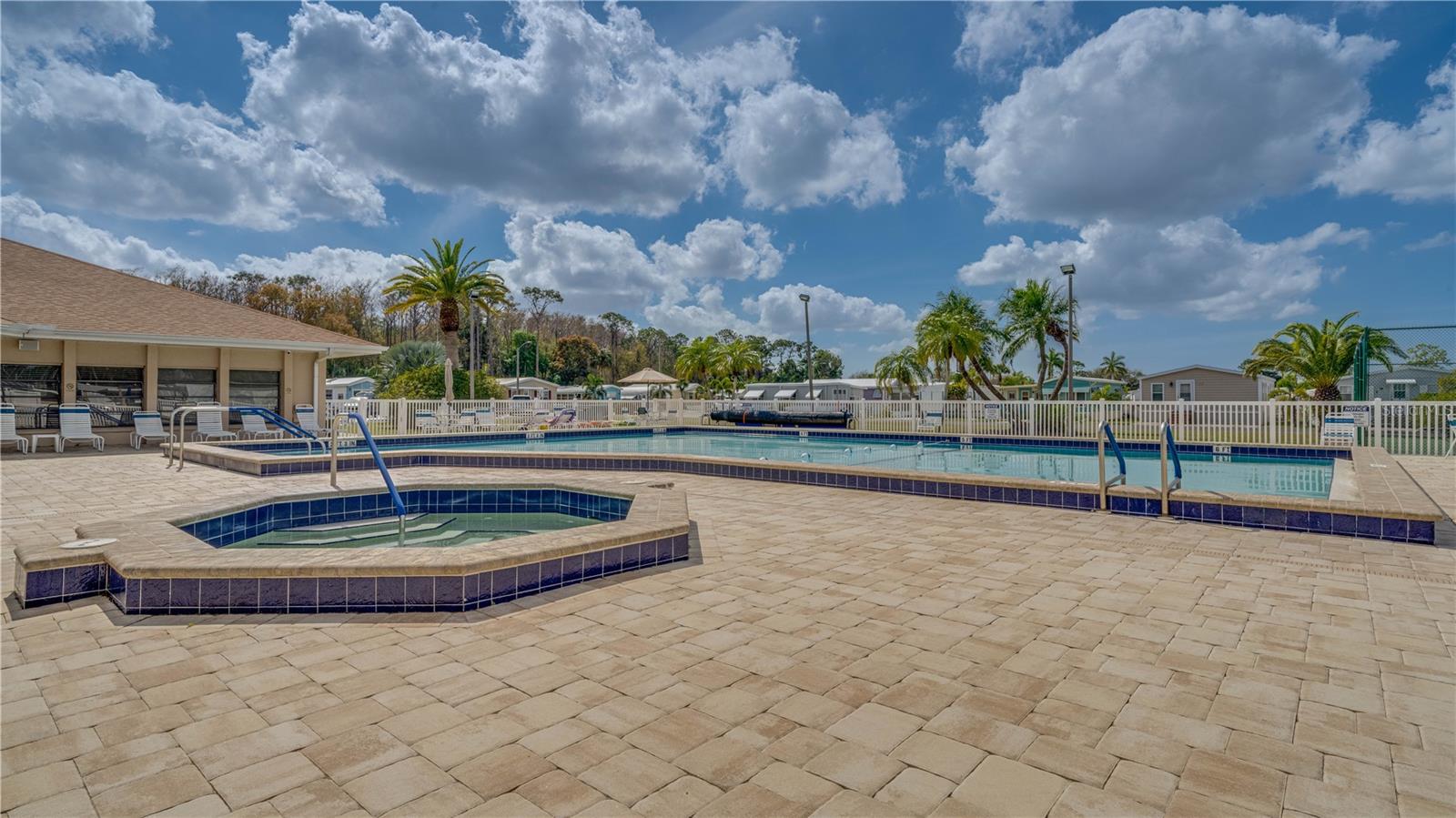 137 AMBLE DR, NORTH FORT MYERS, FL, 33903