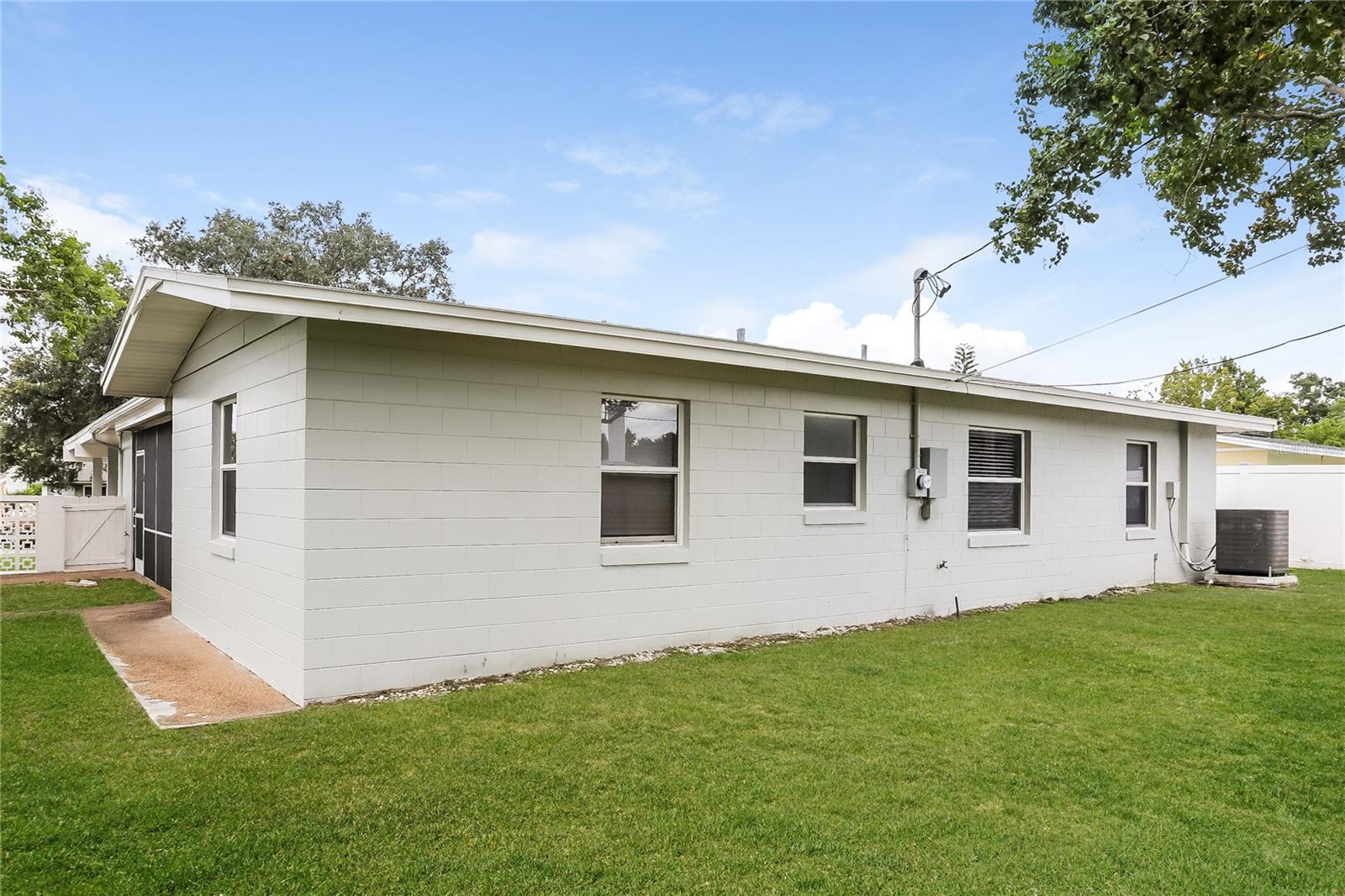 332 BENTON ST, ORLANDO, FL, 32839