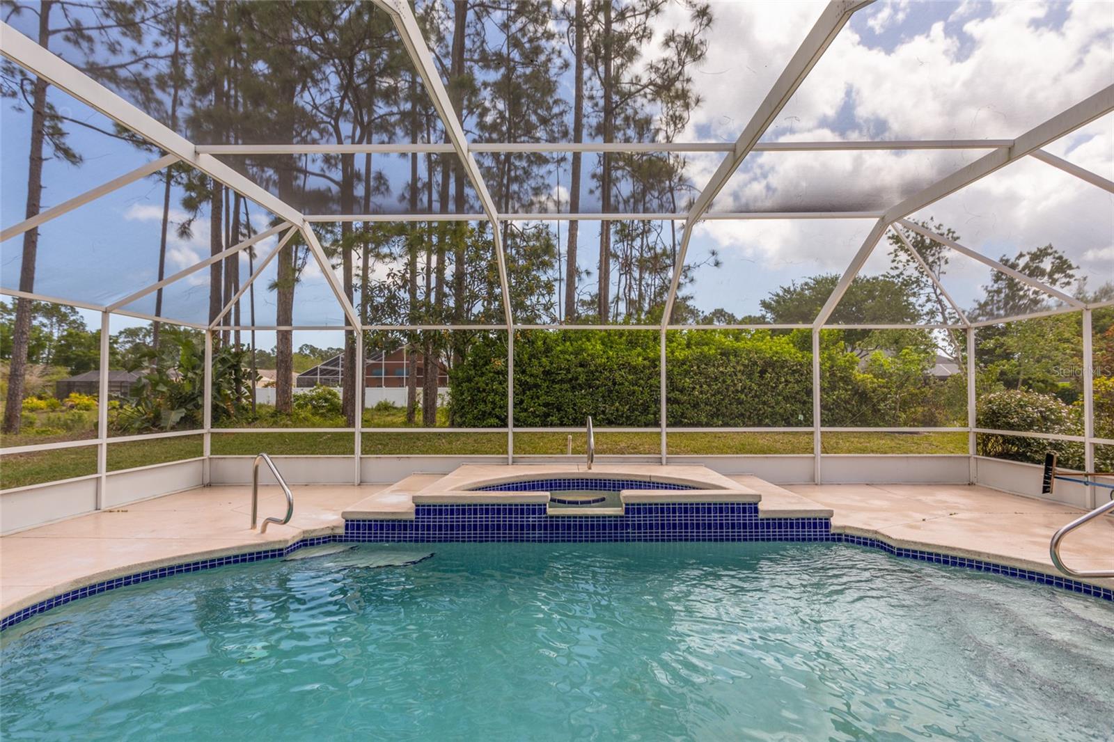 13 EDGEWATER DR, PALM COAST, FL, 32164