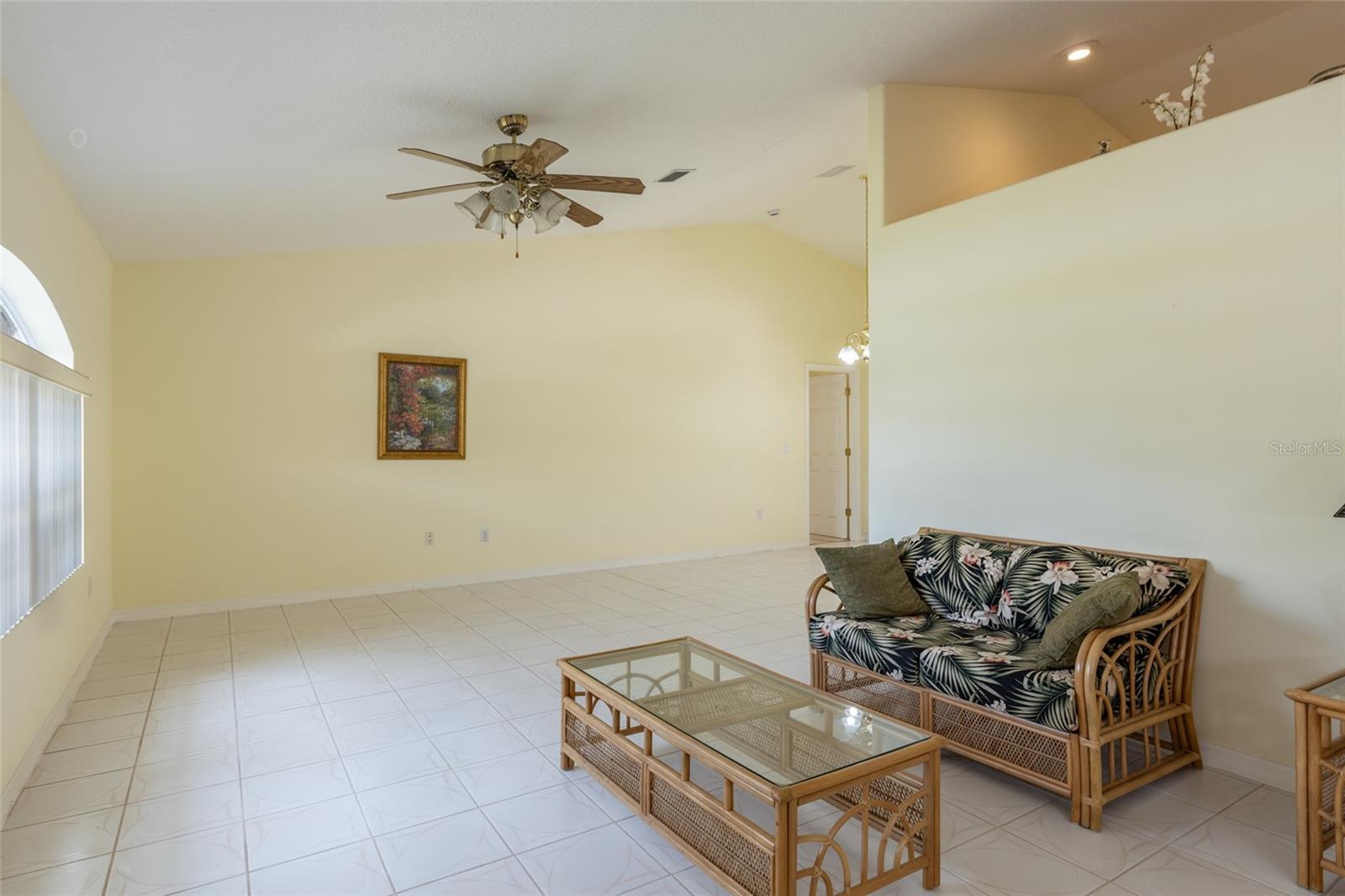 13 EDGEWATER DR, PALM COAST, FL, 32164