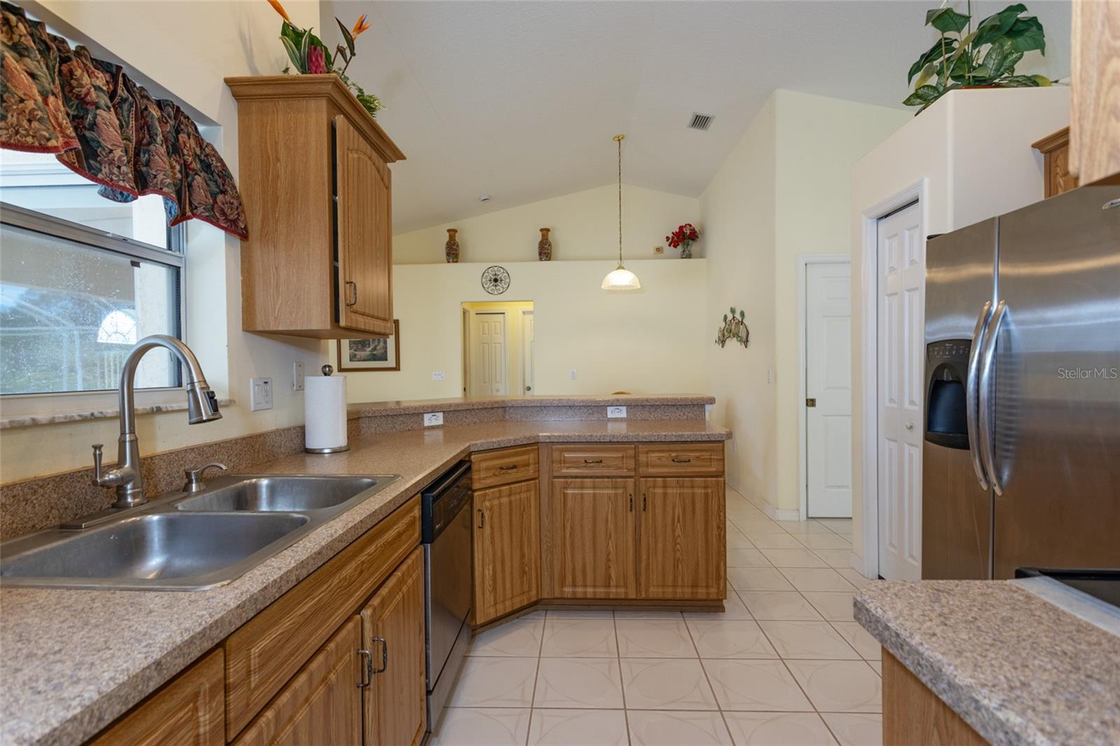 13 EDGEWATER DR, PALM COAST, FL, 32164