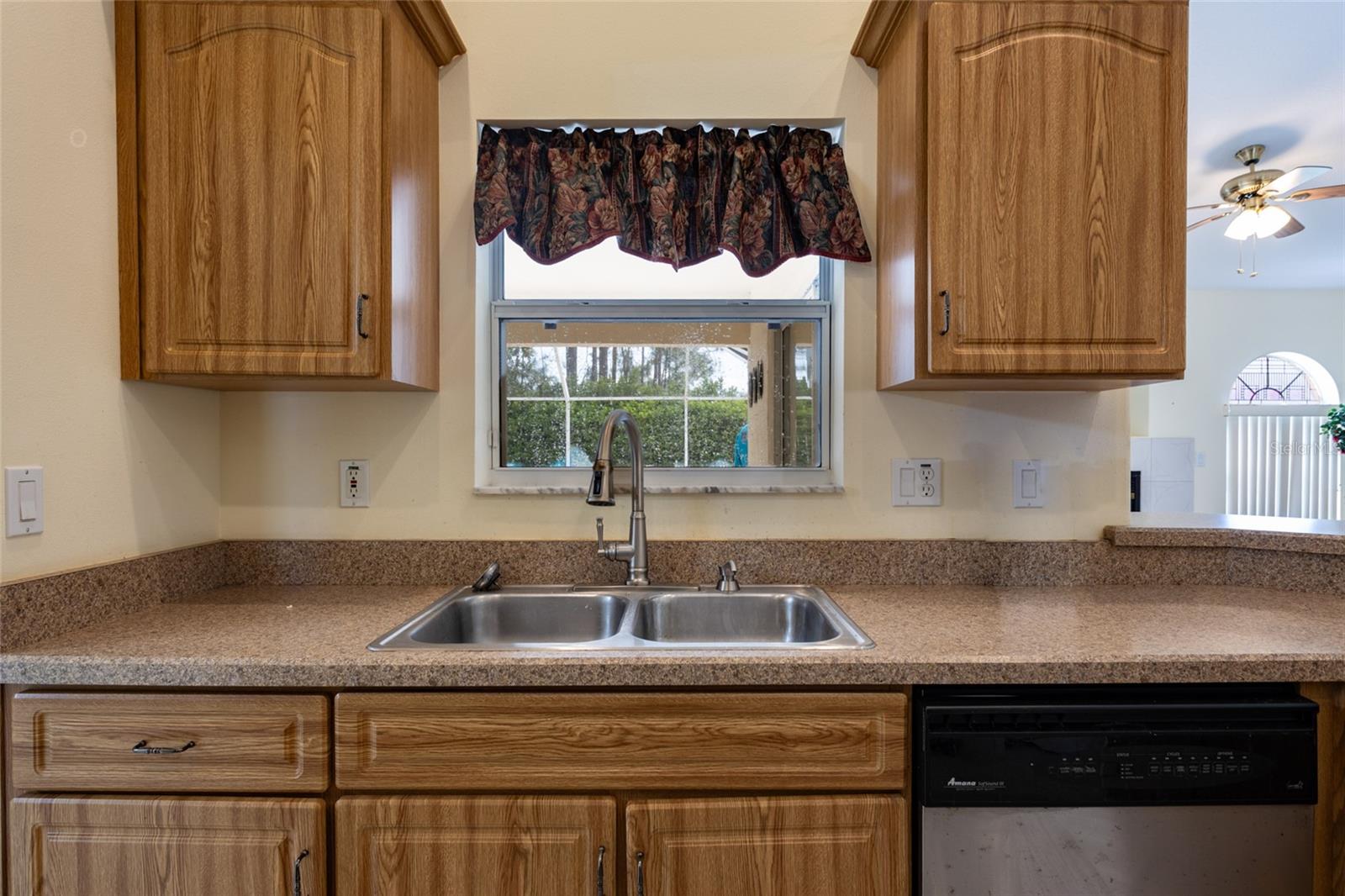 13 EDGEWATER DR, PALM COAST, FL, 32164
