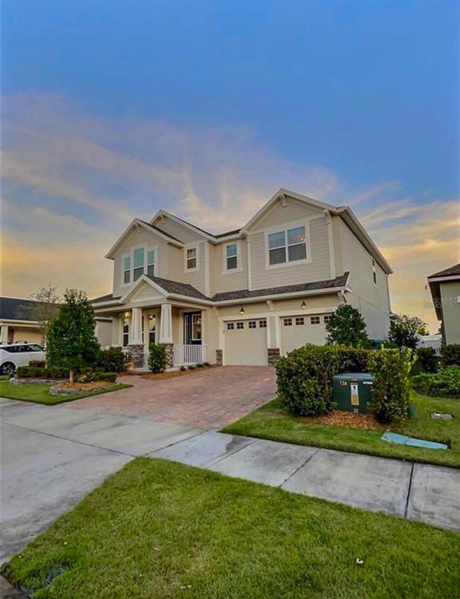 8225 CORKFIELD AVE, ORLANDO, FL, 32832