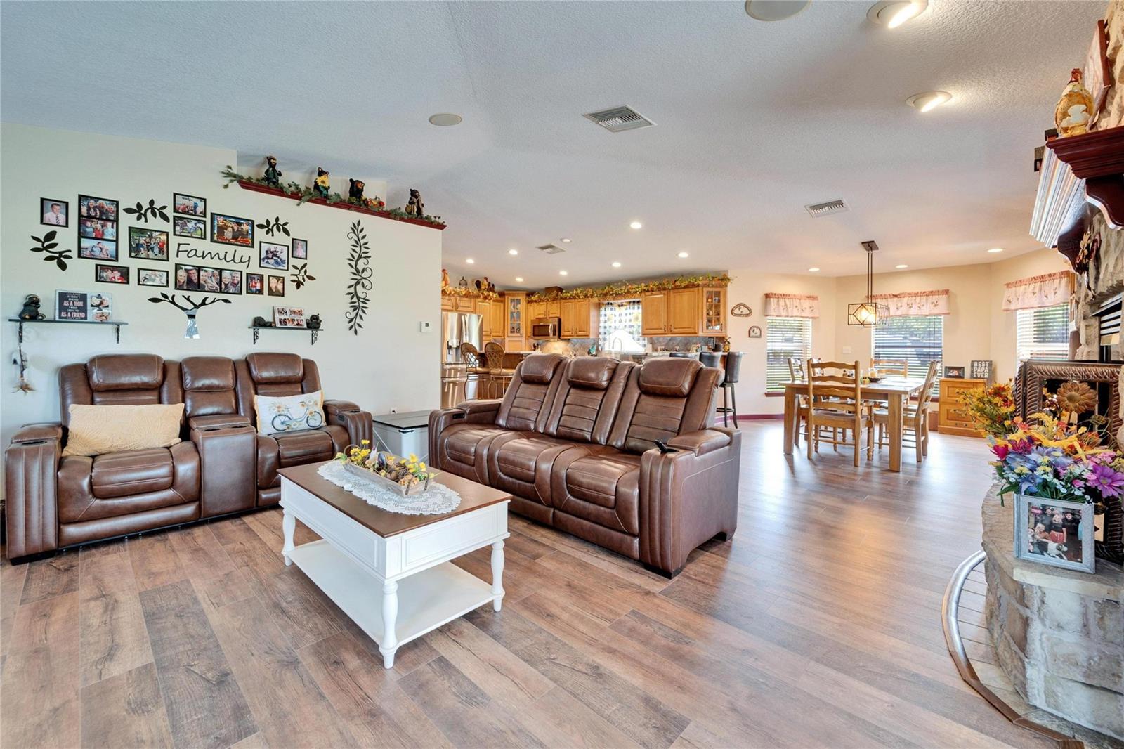 7045 DURANT RD, PLANT CITY, FL, 33567