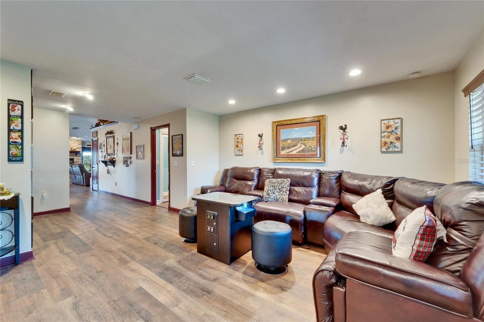 7045 DURANT RD, PLANT CITY, FL, 33567