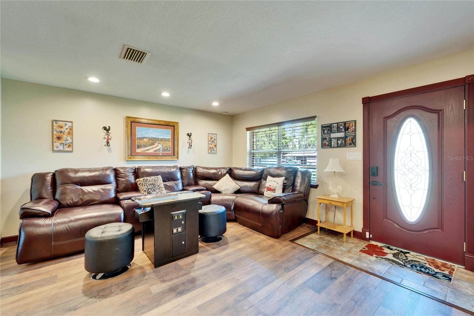 7045 DURANT RD, PLANT CITY, FL, 33567