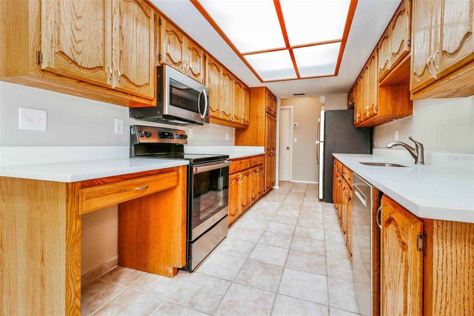 9200 MERRIMOOR BLVD, SEMINOLE, FL, 33777