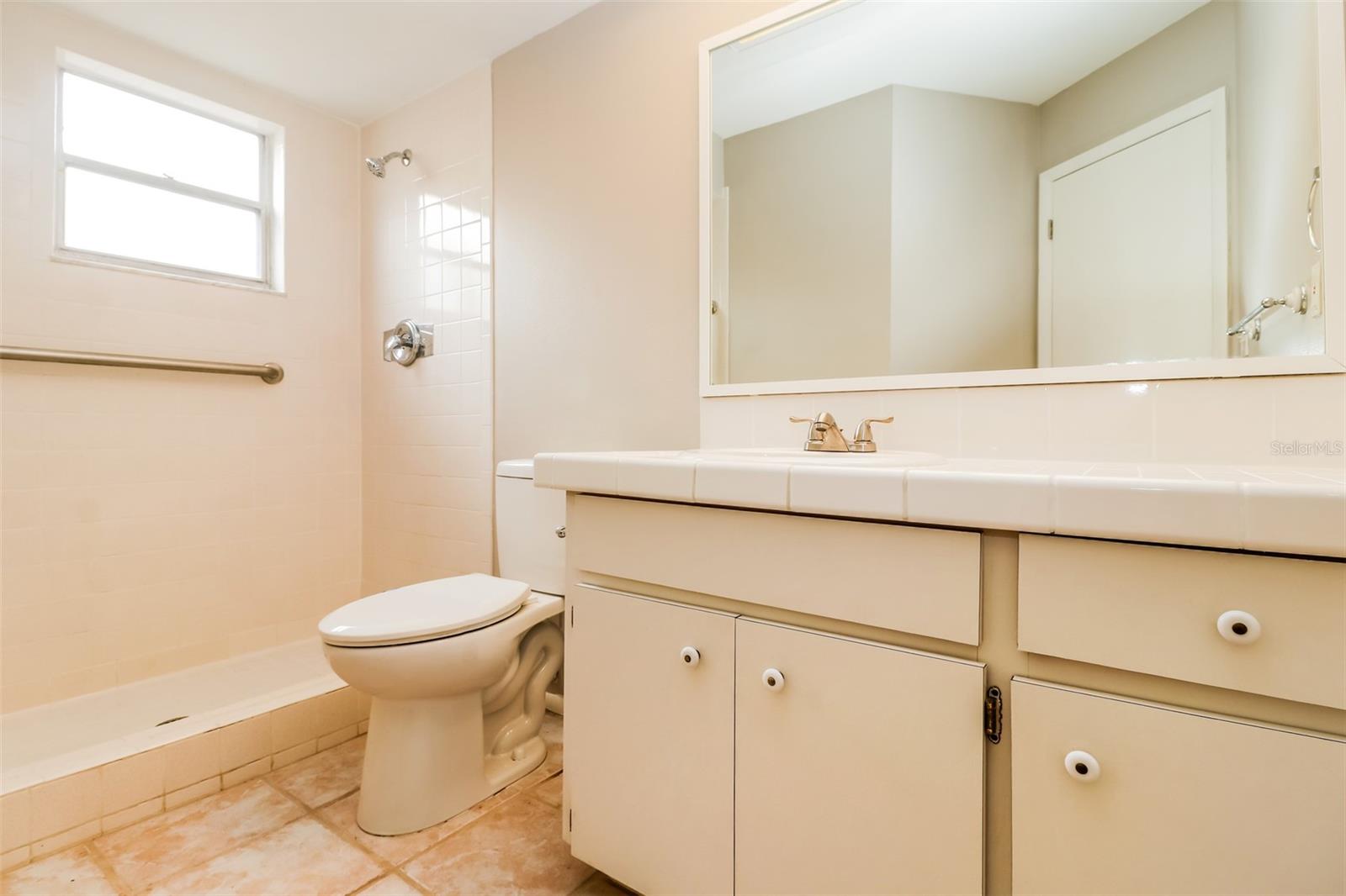 9200 MERRIMOOR BLVD, SEMINOLE, FL, 33777