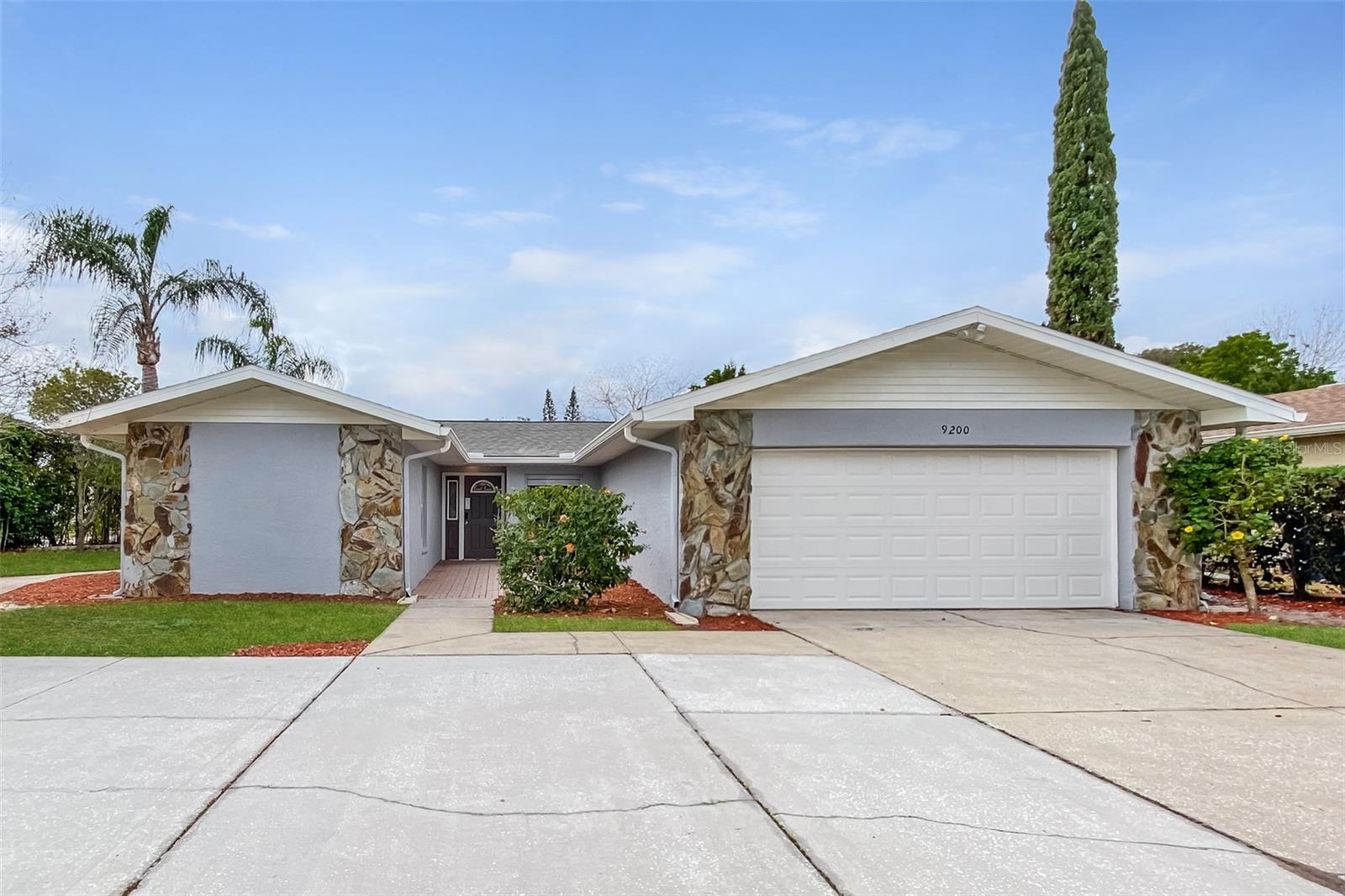 9200 MERRIMOOR BLVD, SEMINOLE, FL, 33777