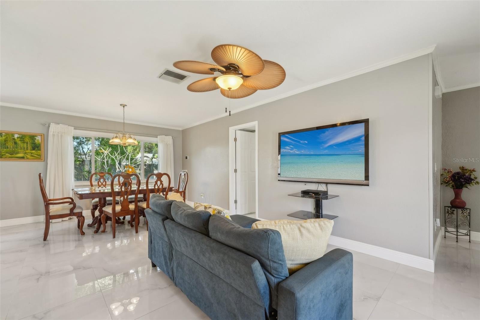 8408 FLAGSTONE DR, TAMPA, FL, 33615