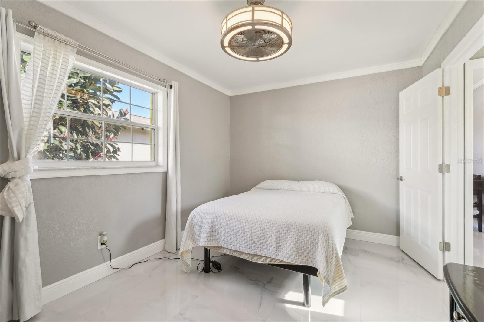 8408 FLAGSTONE DR, TAMPA, FL, 33615