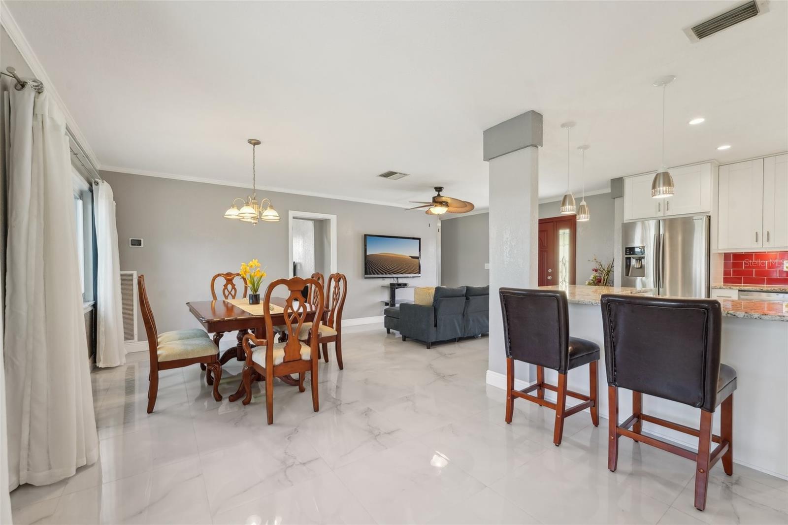 8408 FLAGSTONE DR, TAMPA, FL, 33615