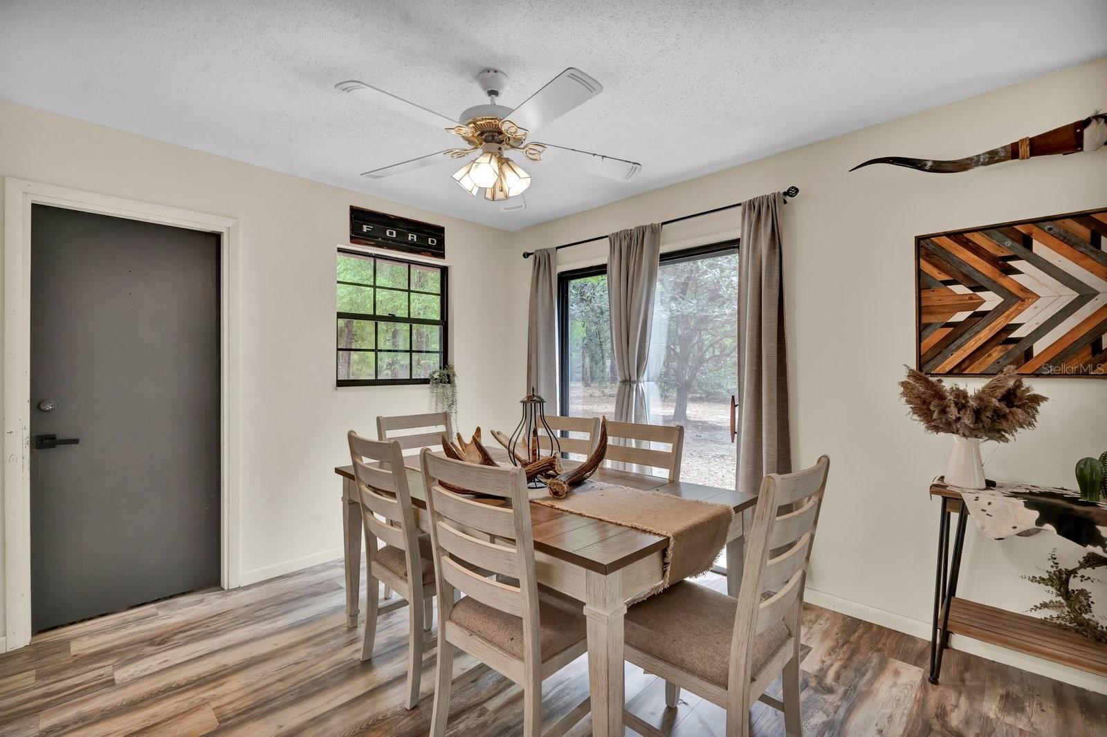 380 S LAWTON AVE, ORANGE CITY, FL, 32763