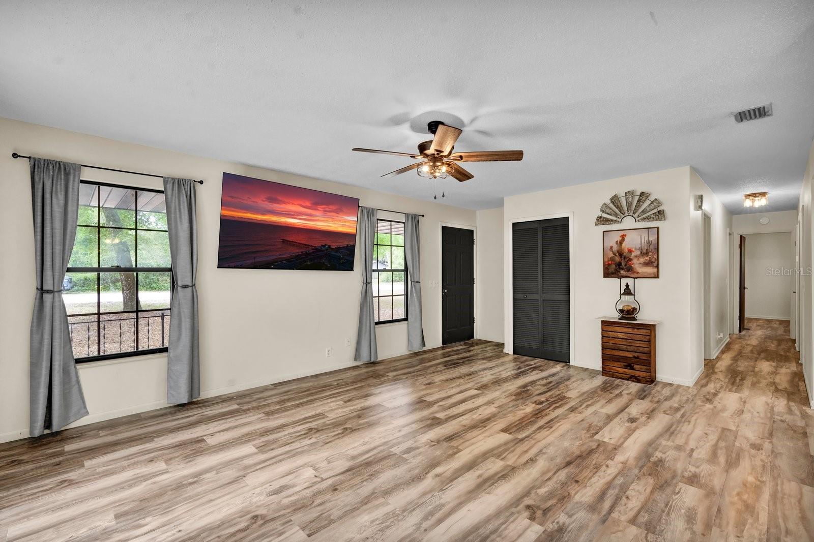 380 S LAWTON AVE, ORANGE CITY, FL, 32763